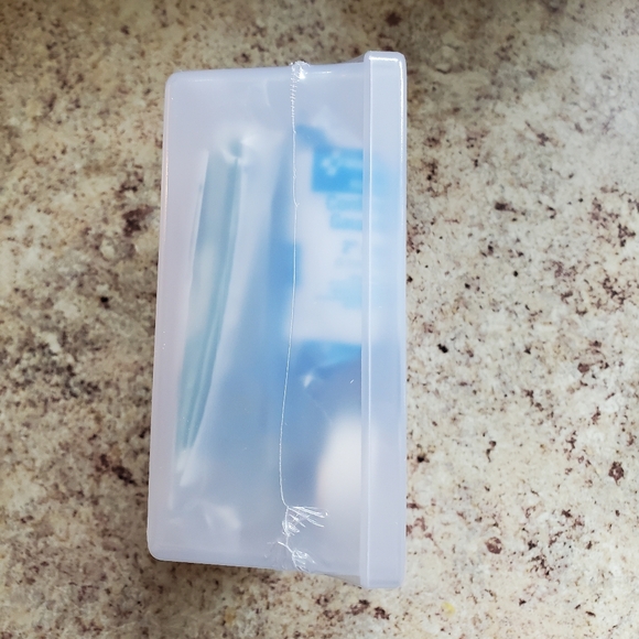 🆕 175 piece First Aid ⛑️ Kit - Picture 2 of 3